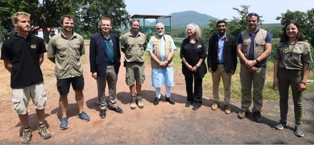 <p> High Commissioner Prashant Agrawal, Dr. Laurie Marker and her CCF team, and others with Hon. Prime Minister of India after Hon. PM released the Cheetahs in Kuno for a new, historic beginning</p>
