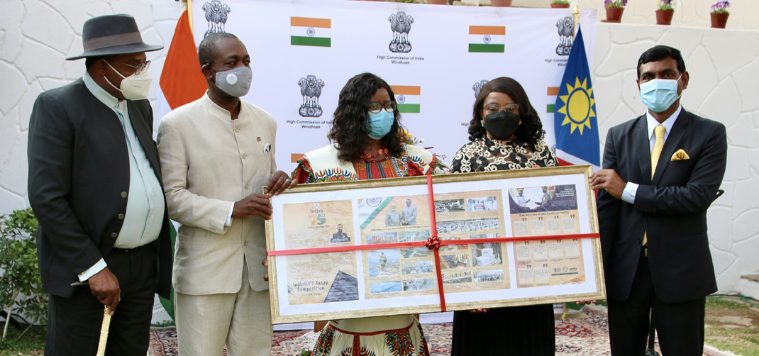 <p>#Amrit Mahotsav: Unveiling of special supplement on India@75 India-Namibia relations</p>
